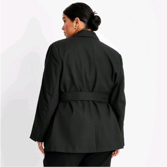 NWT Future Collective by Kahlana Barfield Black Blazer Jacket Belted Sz 2X - Picture 2 of 6